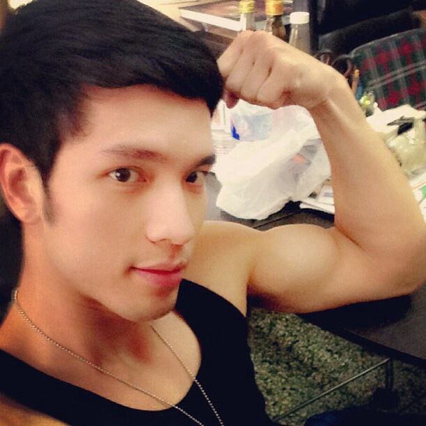 บอย โชคชัย หนุ่มหล่อหน้าใสที่ใครก็อยากลอง!!! IG:boy_chokchai