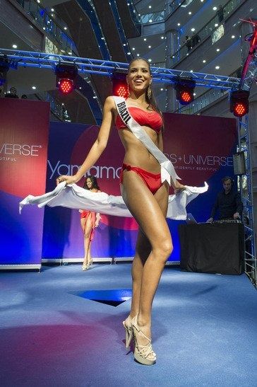 Yamamay ผู้สนับสนุนชุดว่ายน้ำ ในการประกวด Miss Universe 2013