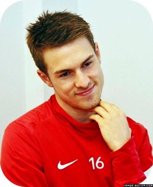 นักฟุตบอลสุดหล่อ Aaron Ramsey