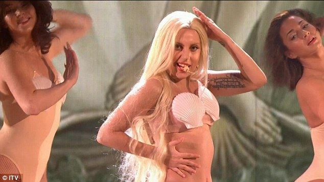 Lady Gaga Performing Venus /Do What U Want On The X Factor