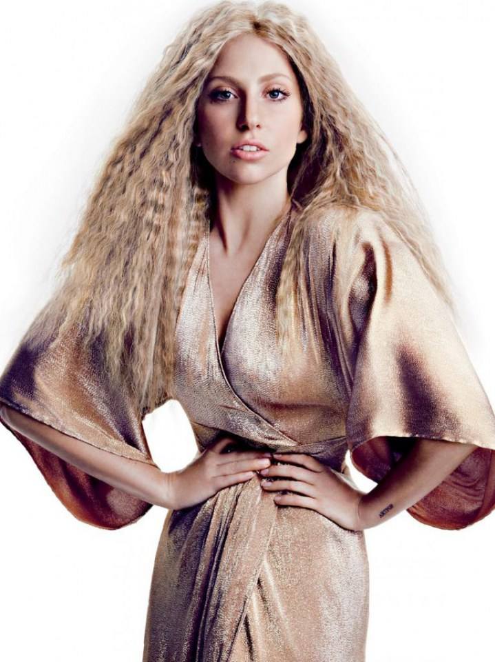 LADY GAGA GLAMOUR MAGAZINE