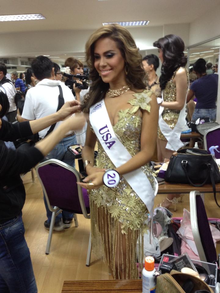 สาวงามBrazil คว้า!! นางงามกะเทยโลก ++Miss International Queen 2013- Brazil Macela Ohio