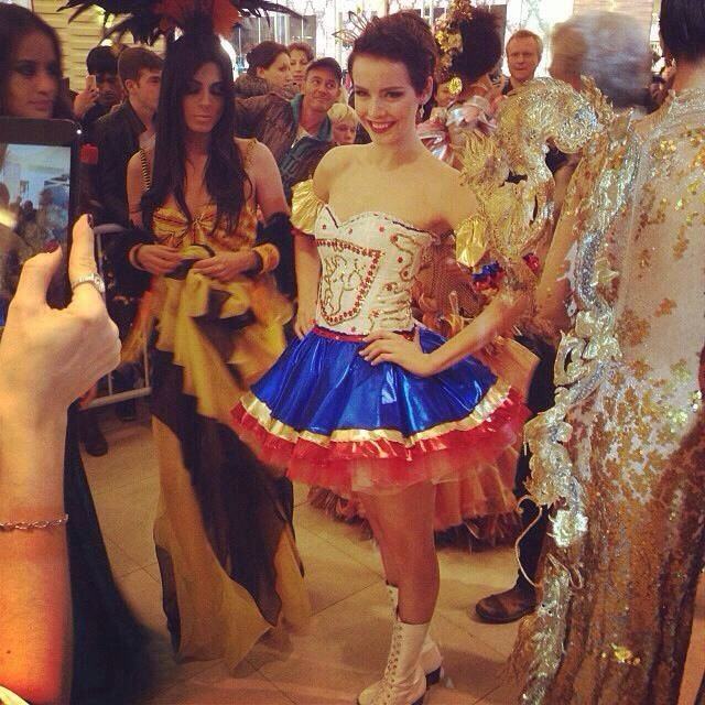 มาแล้วคะ ภาพสดๆ ส่งตรงจากรัสเซีย miss universe 2013 national costume ตามใด้เลยคะจะทะยอยอัปเดตเรื่อยๆ