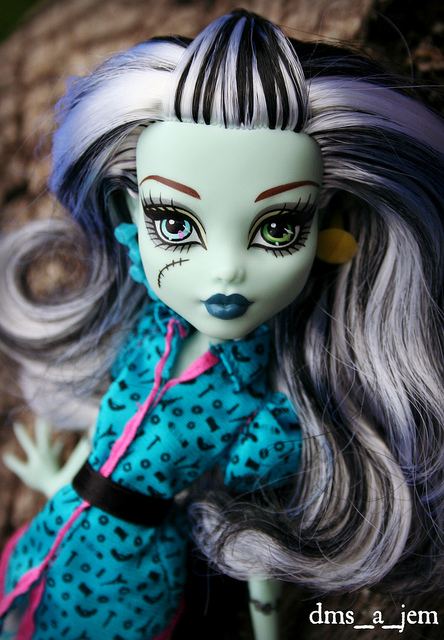 Sale Monsterhigh 1000฿