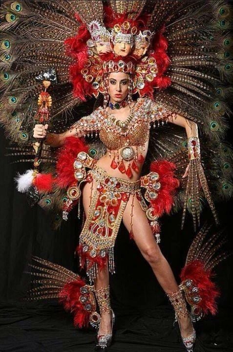 Miss universe 2013 the best international costume is miss Nicaragua !!!