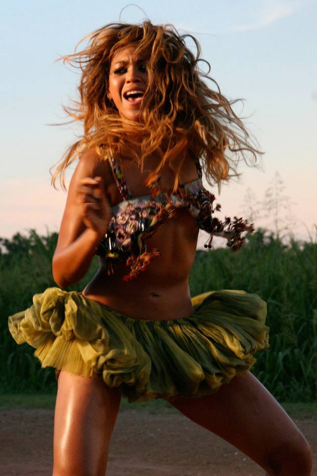 Beyonce' #tbt "Deju Vu" Behind the Scenes 2006