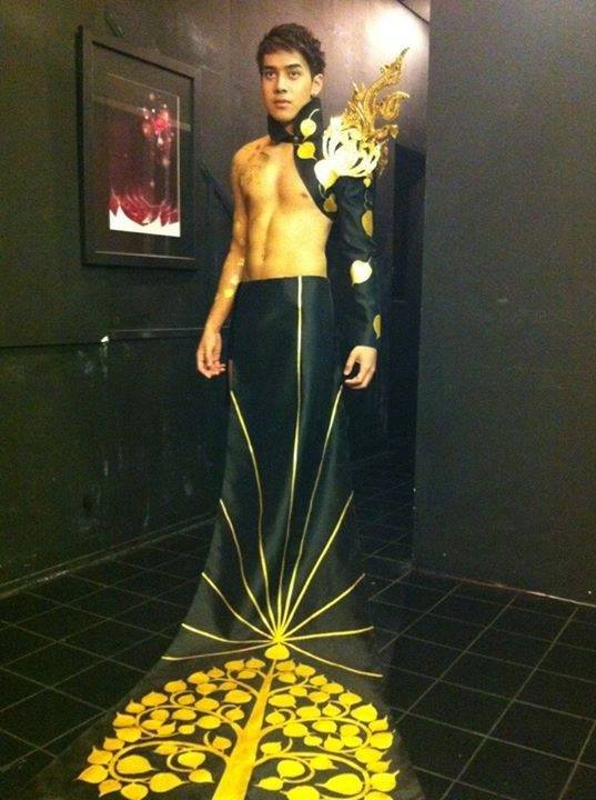 Thailand National Costume for Mister International 2013