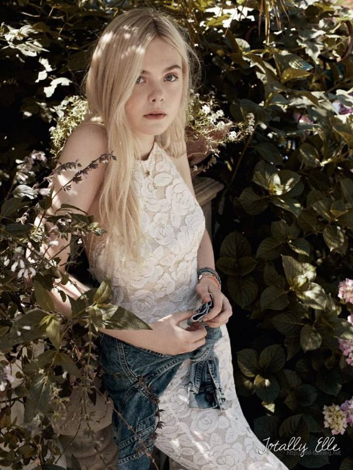 Elle Fanning @ Miss Vogue Australia September 2013