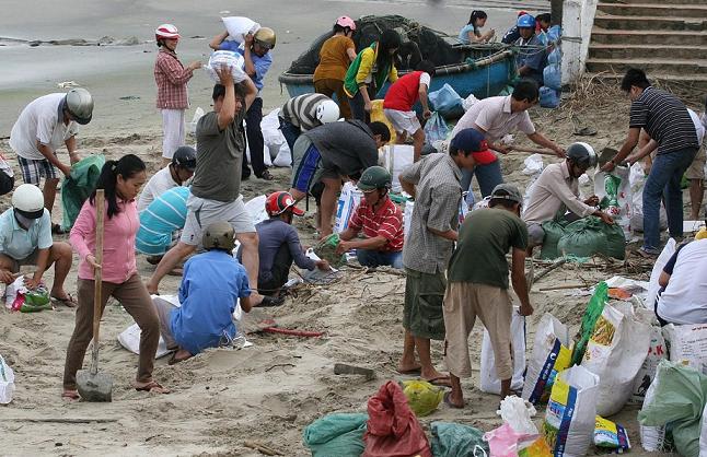 “พายุไต้ฝุ่นไห่เยี่ยน” ถล่ม “ฟิลิปปินส์” ตายอย่างน้อย 10,000 ราย