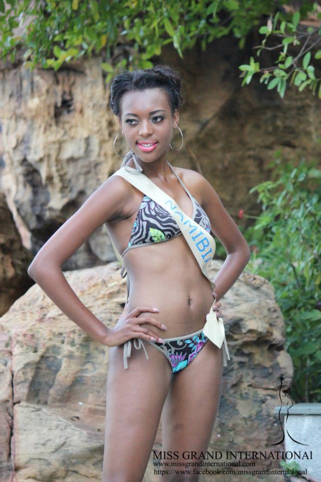 Miss Grand International 2013 in swimsuit