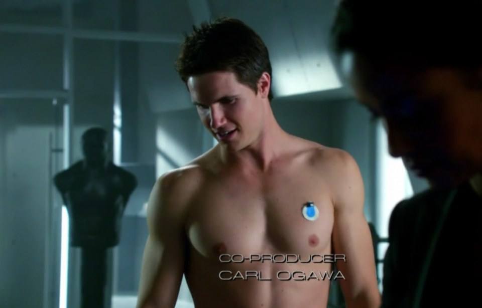 Robbie Amell