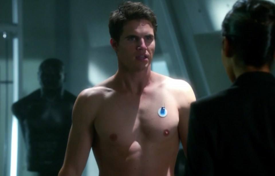 Robbie Amell