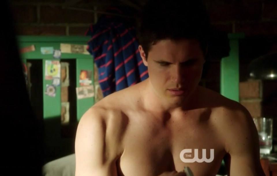 Robbie Amell