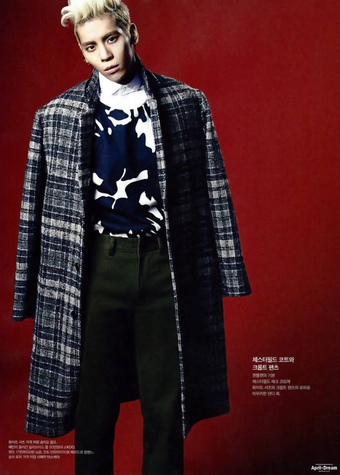 SHINee Jong Hyun @ The Celebrity Magazine December 2013