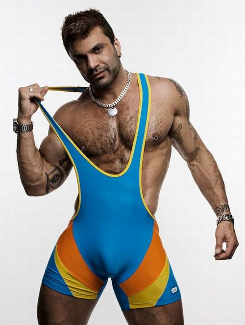 Rogan Richard ดาวโป๊ กล้ามแน่นๆ แผ่นหลังล่ำ ๆ ใหญ่ๆ