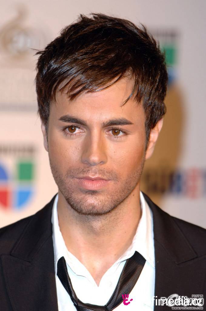 Enrique-Iglesias ตาสวยมาก