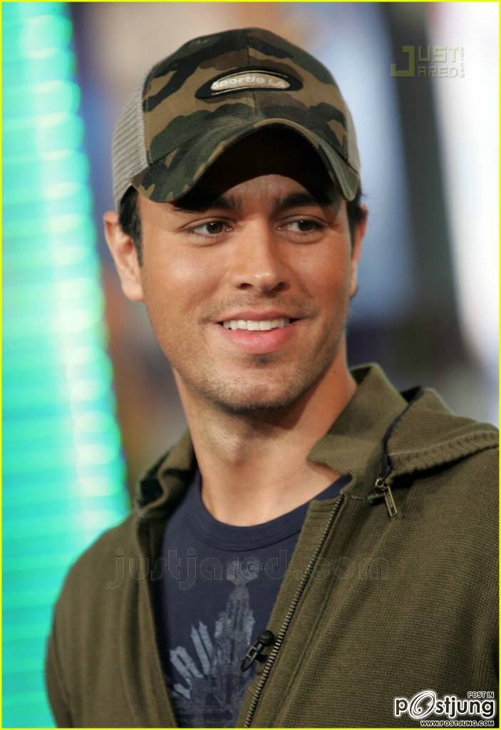 Enrique-Iglesias ตาสวยมาก