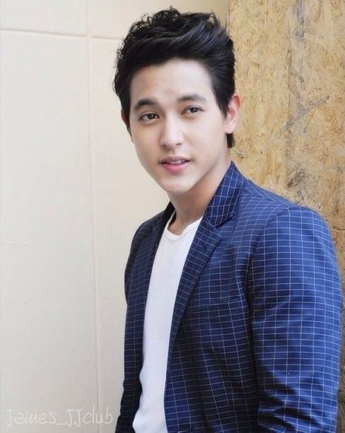 เจมส์ จิรายุ เขาคือที่หนึ่งในบรรดาเหล่าดาราหน้าใหม่ตัวจริง!!!