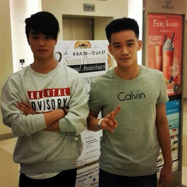 หนุ่มๆ นักแบด ถอดเสื้ออีกแล้วจ้า ฟินนนน