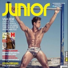 Bruno Maffei by Xavier Samré for Revista Junior No. 57