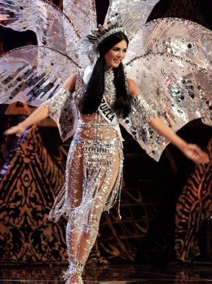 ย้อนดูความสวยของ Monica Spear Miss Venezuela 2005