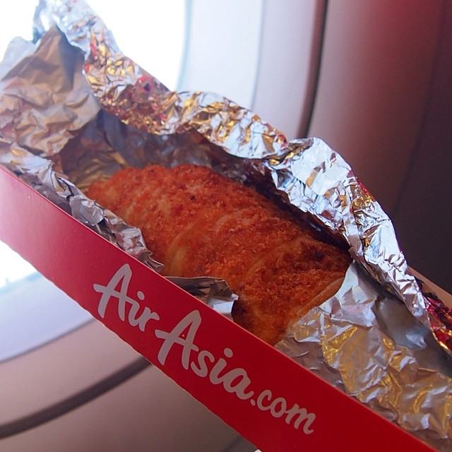 Air Asia มีเมนูอาหารบนเครื่องเยอะที่สุดในไทยถึง 20 เมนู!!