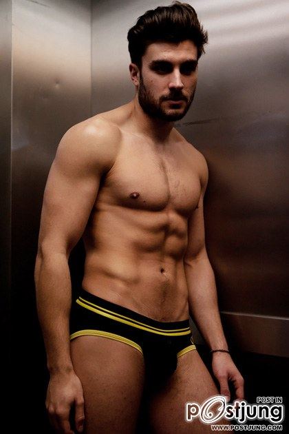 CURBWEAR : Lift Strip