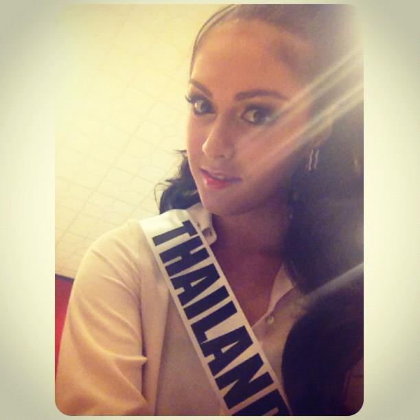 Nutpimon Farida Waller @ Miss Universe 2012