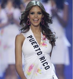 Mayra Matos @ Miss Universe 2009