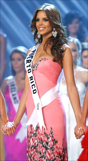 Mayra Matos @ Miss Universe 2009