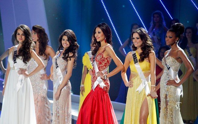 Miss Universe Brazil Top5 2011-12-13
