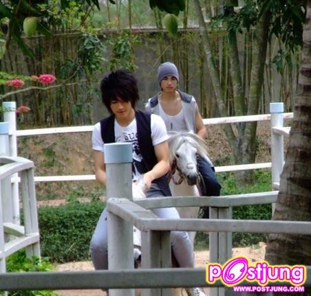 เจมส์ ตามมาริ้ว