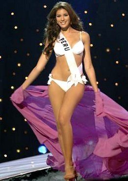 Debora sulca Miss Peru Universe 2005