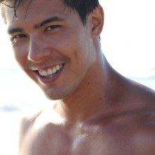 LEWIS TAN หล่อโดน