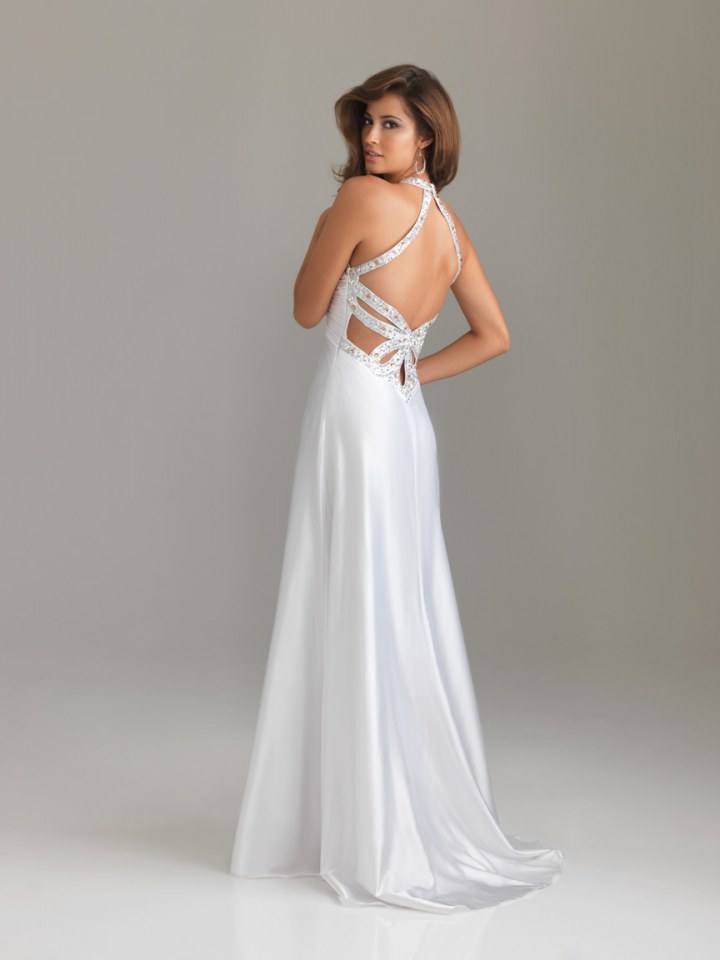 ชุดราตรีสีขาว White Gvening Gowns 4