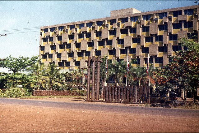 โรงแรมเจริญ โฮเต็ลเมื่อเกือบ 50 ปีก่อน