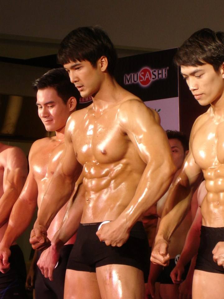 ต๊อบ ชัยวัฒน์ นำทีม