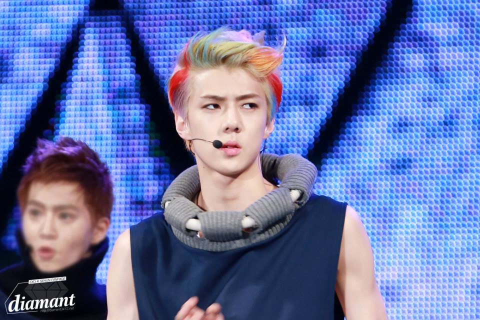 Sehun's Blonde Hair Color in 2013 - wide 6