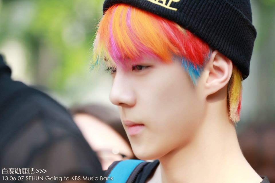 Sehun's Iconic Light Blue Hair Moments - wide 11