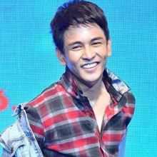 น่ารักยิ้มหวาน