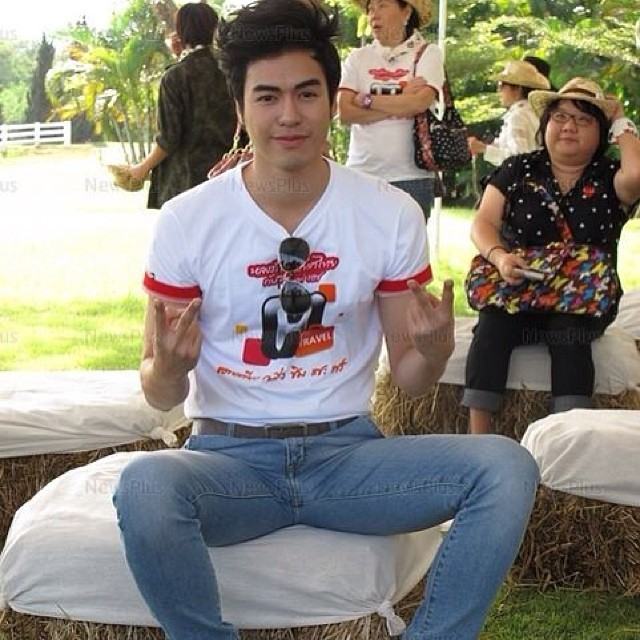 แม็ค วีรคณิศร์ พระเอกหน้าใสช่อง 7 สี