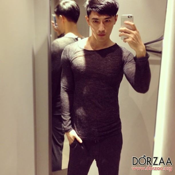 หนุ่มเล่นกล้อง