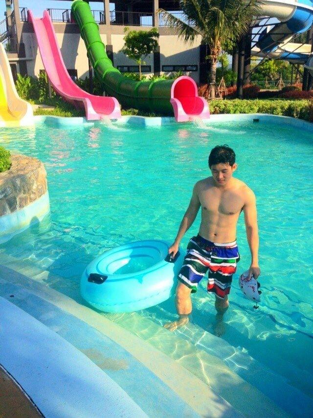 หนุ่มๆในเครื่องแบบ2