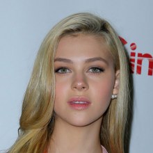 Nicola Peltz