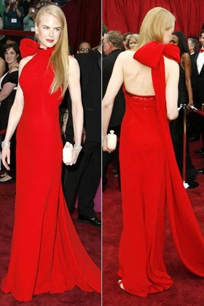 ใคร Copy ใครดูกันเอาเอง!!! ใหม่ ดาวิกา VS Nicole Kidman the red dress on carpet Osscar 2012!!!!!!