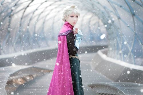 เมื่อเหล่าการ์ตูน Frozen กลายเป็นมนุษย์ !!