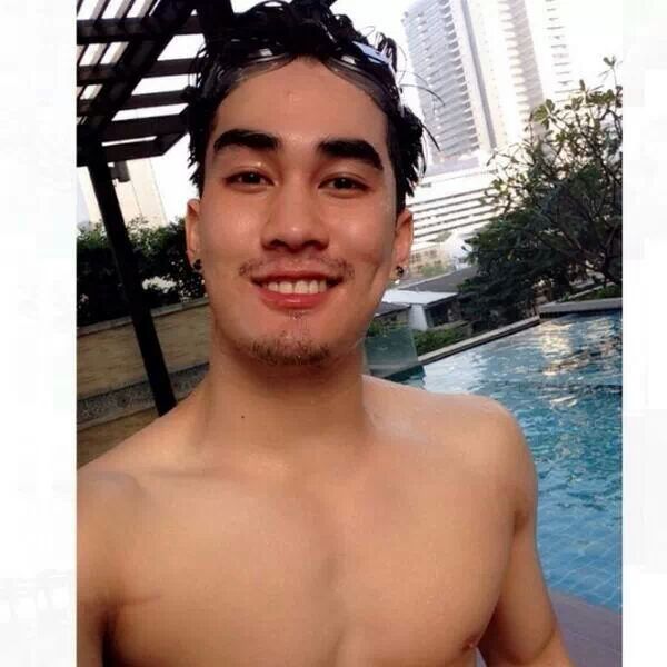 เต็มไปด้วยดารา @บารวี 143