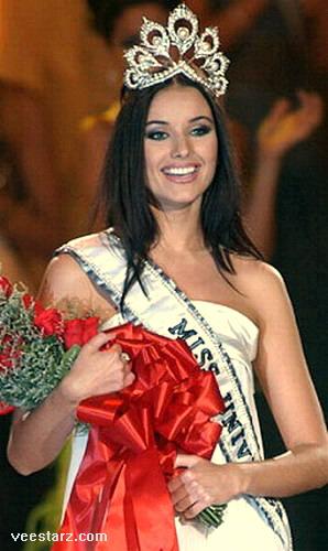 2002-Oxana Fedorova Miss Universe