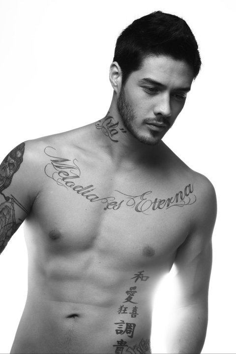 ขาวดำพาฟิน