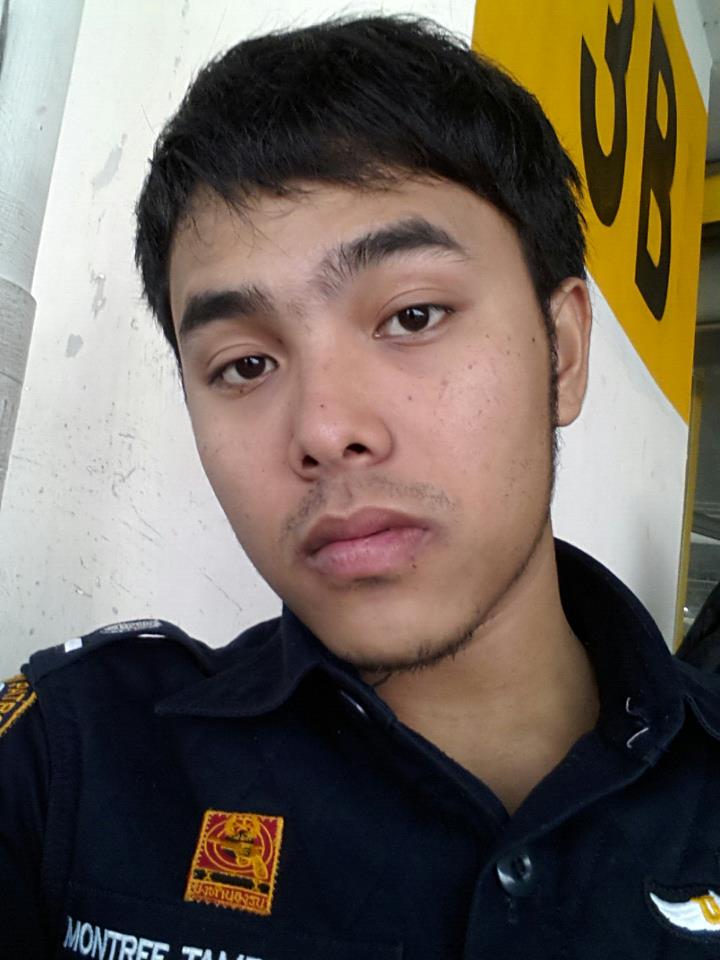 เห็นว่ายามมาแรงตั้งแต่ศกที่แล้ว  วันนี้ขอเสนอยามอีกคนจากสนามบินดอนเมืองครับ